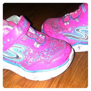 Girls sketchers light ups